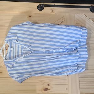 L Old Navy Blouse